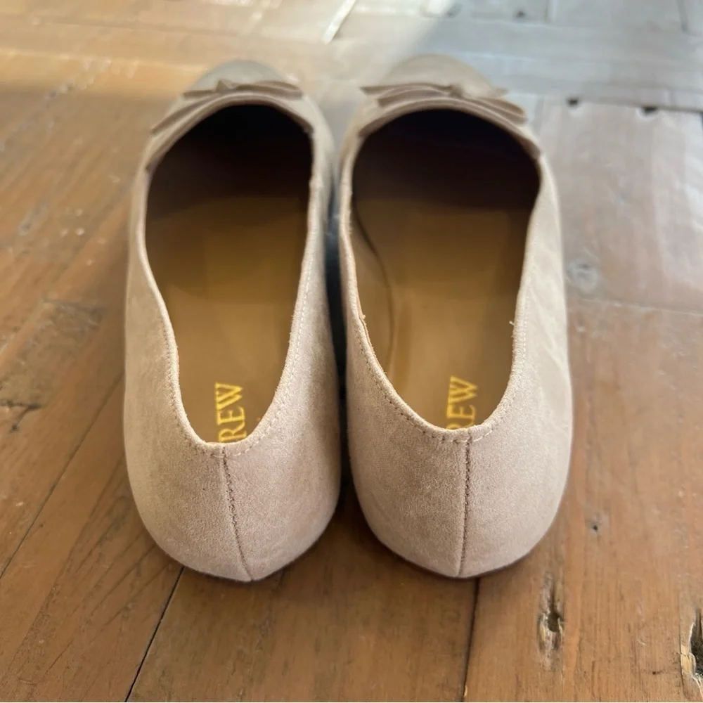 J.crew sand suede bow loafers flats academia almond toe casual women’s 8 NWOB